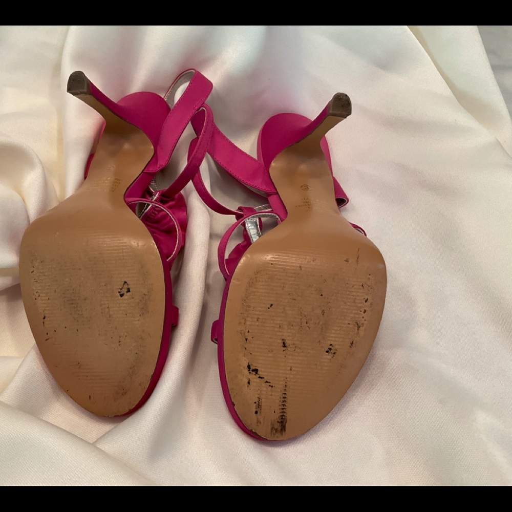 Sandals - Picture 3 of 4